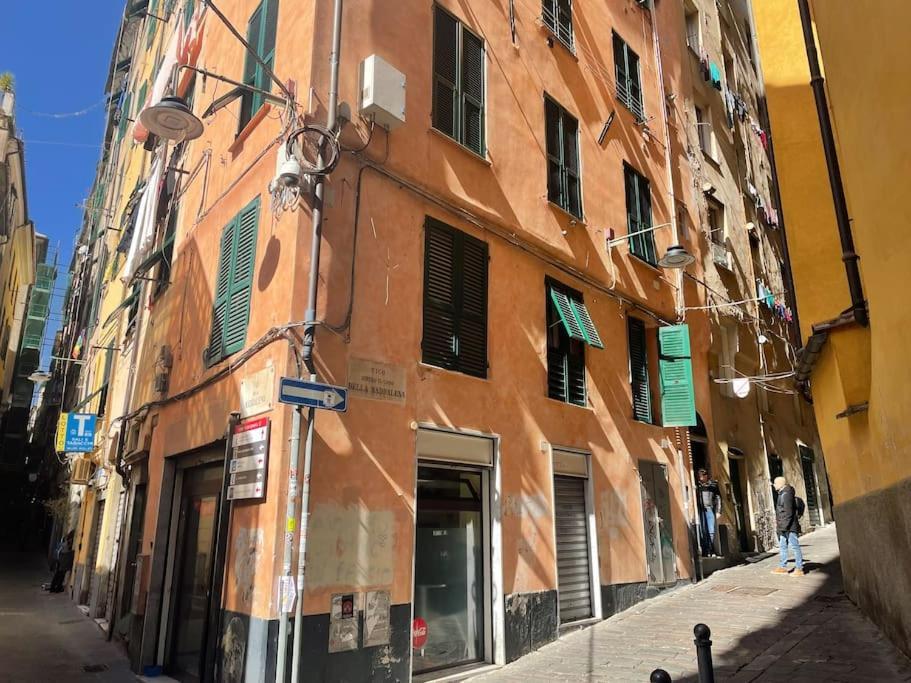 Travi E Grigio Studio Maddalena - Genovainrelax Lägenhet Exteriör bild